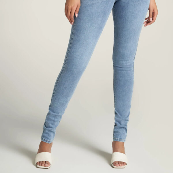 Blue Jeans - Image 3